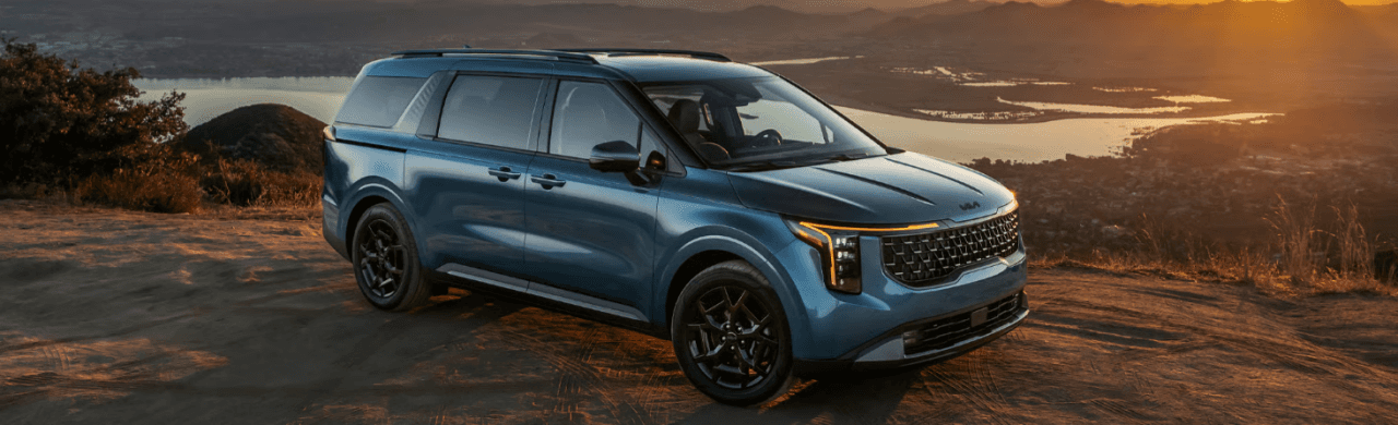 2026 Kia Carnival Hybrid vs. Gas: Which MPV is better for family driving?