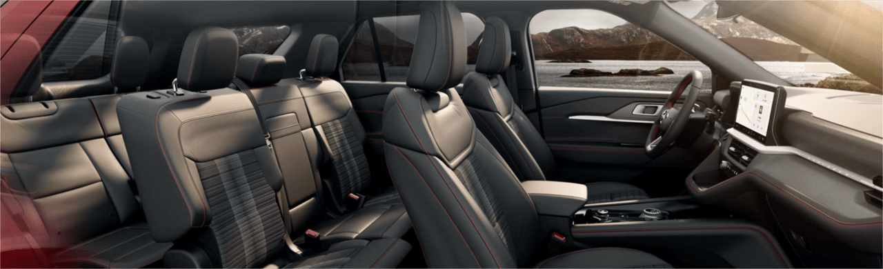 Compare 2026 Ford Explorer XLT to Platinum near Detroit