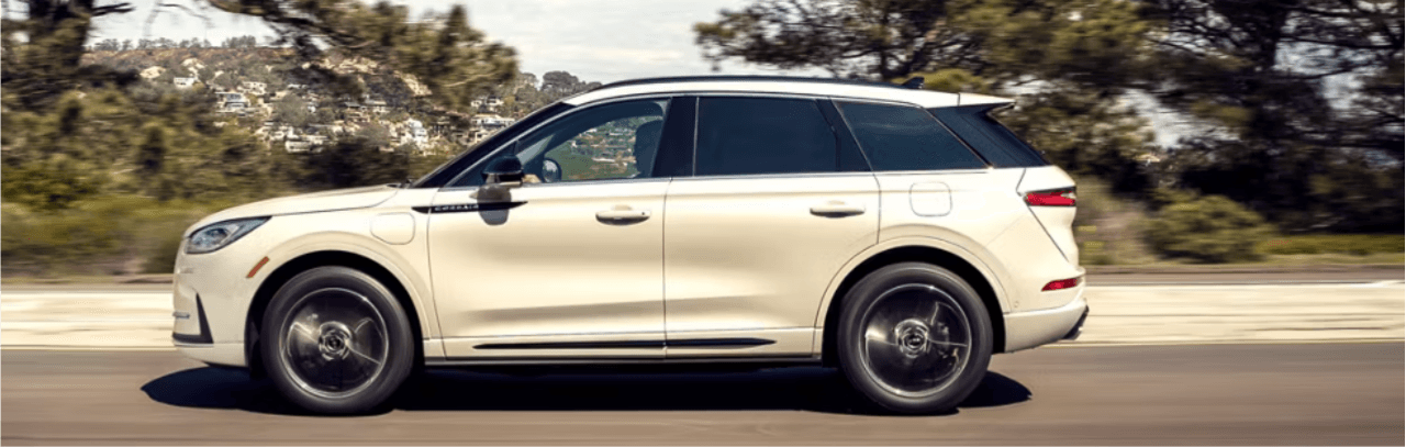Final Gas Luxury SUV: 2026 Lincoln Corsair Near Detroit