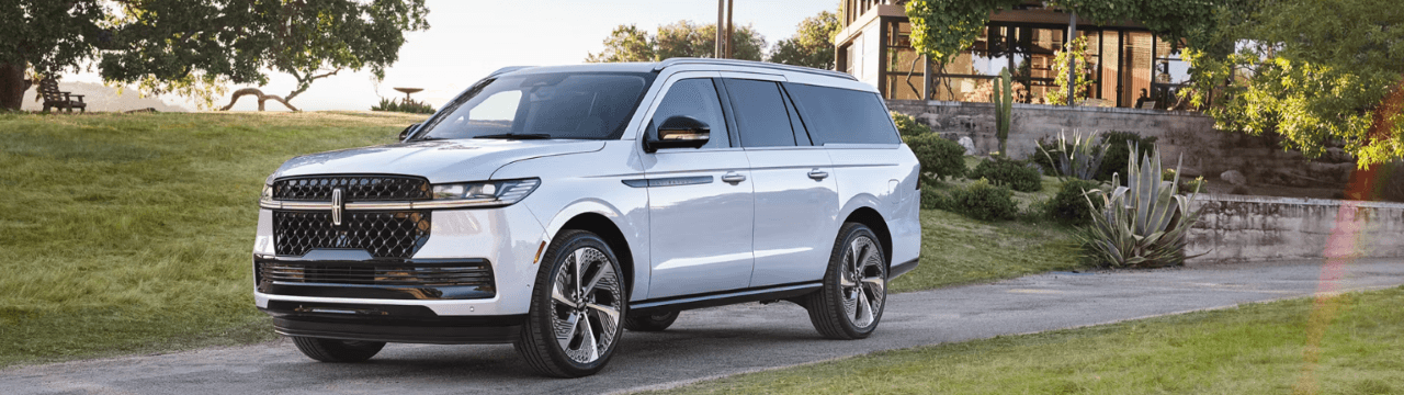 2025 Lincoln Navigator For Sale Near Detroit: Comfort and Elegance for Every Passenger